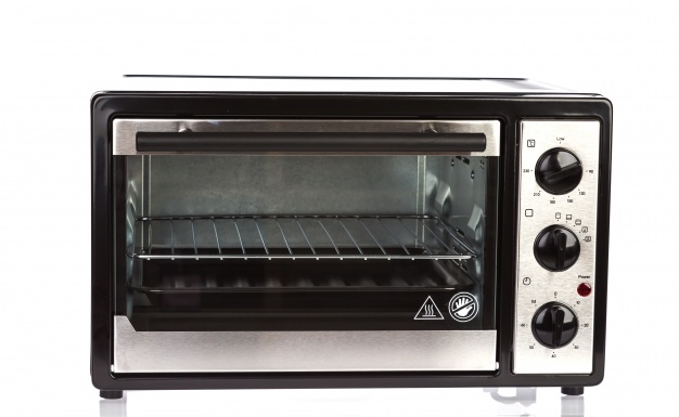 Essential baking tool oven