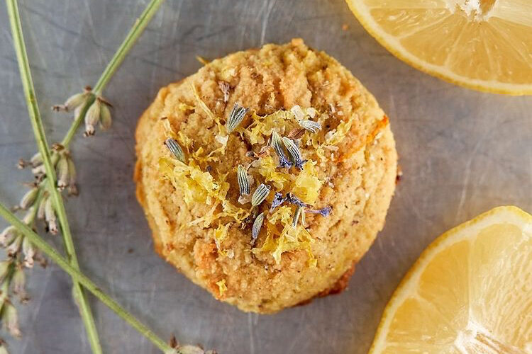 Lavender Cookie with lemon