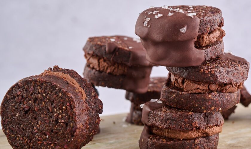 Vegan Triple Chocolate Oreos